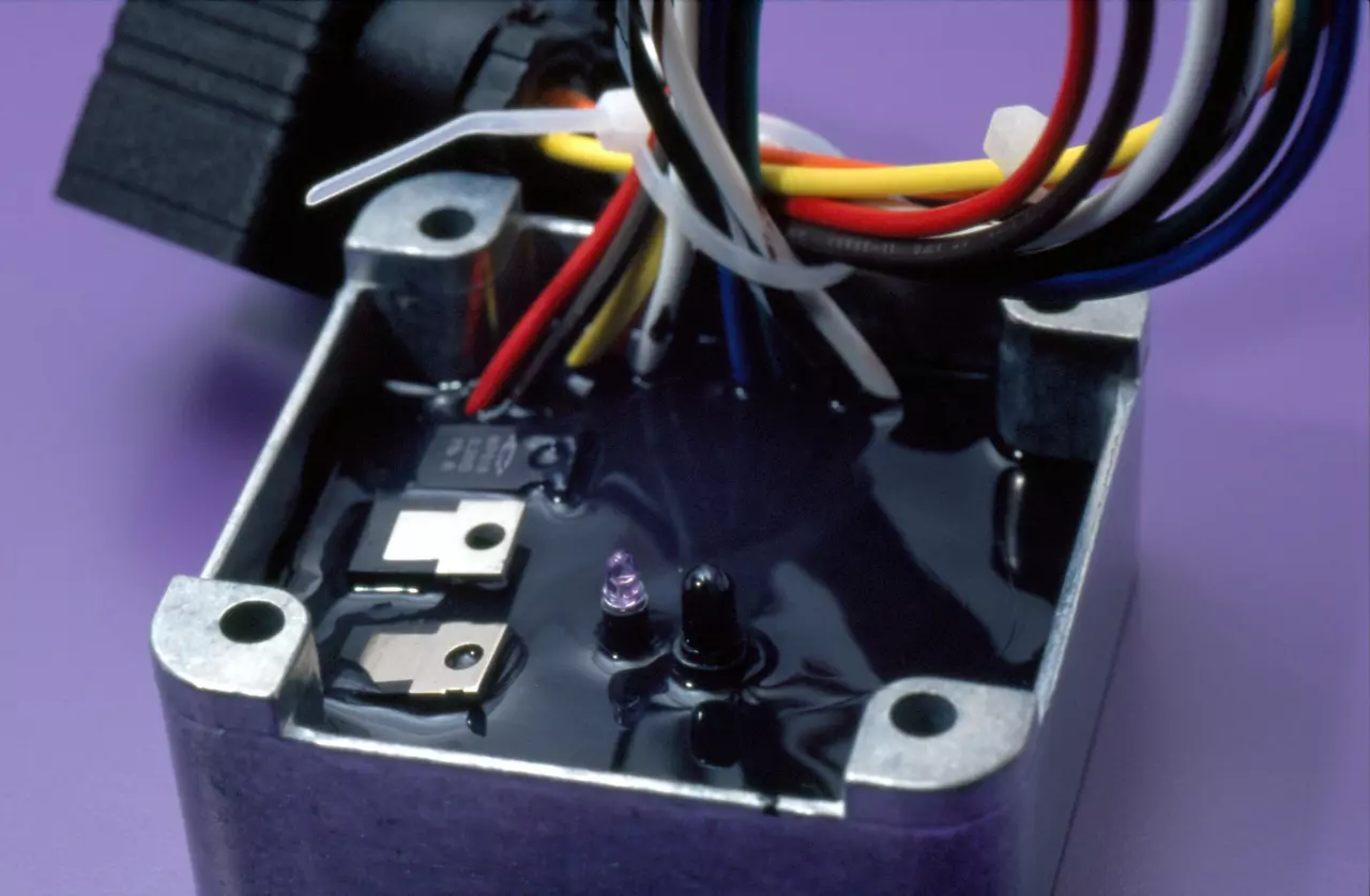 电气组件的封装材料