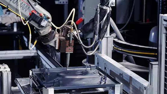 Hot-Melt robot application