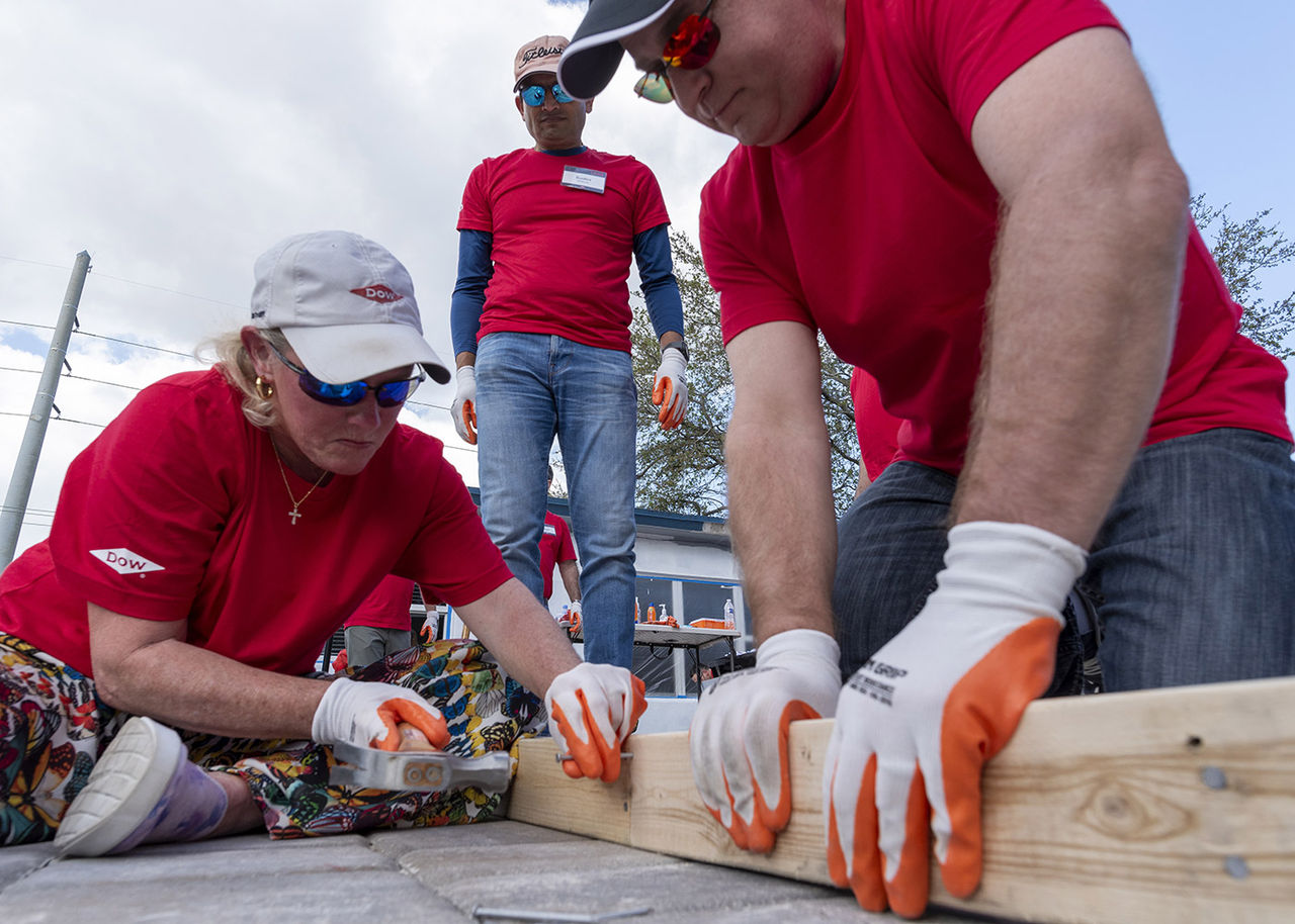 Dow Habitat for Humanity volunteers